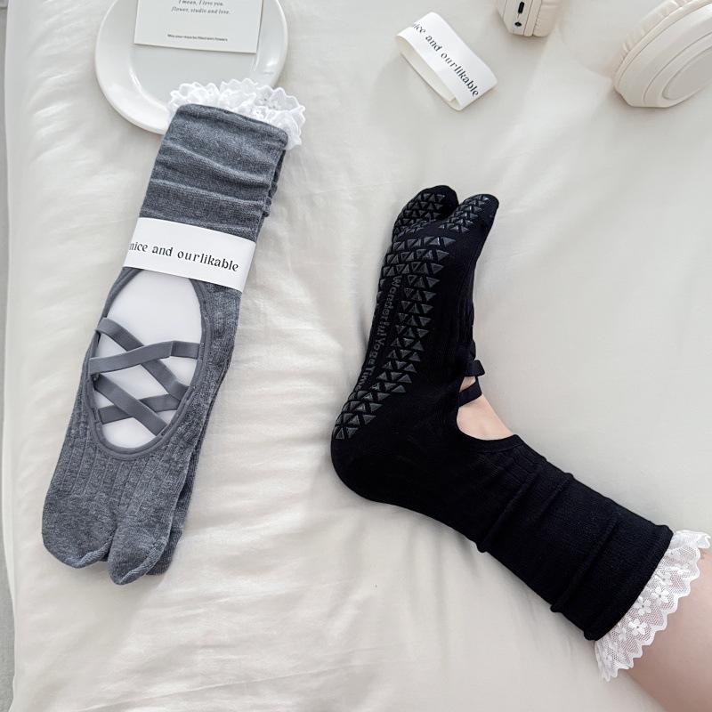 レーストリム スプリットトゥ ヨガソックス レディース シリ - Pilates & Yoga Vida のレビューと価格